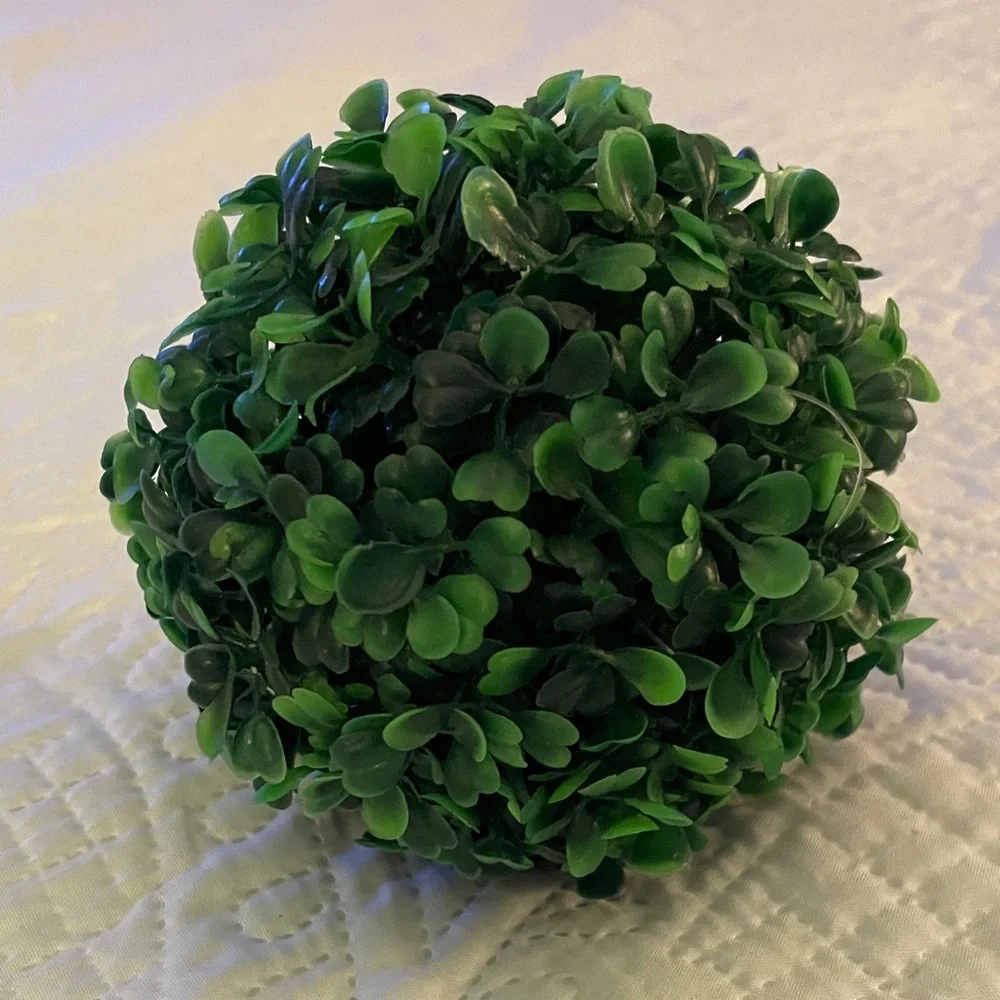 Faux Boxwood Artificial Greenery Round Ball Orb Sphere